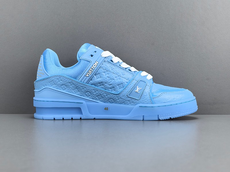 LV Trainer Sneaker 048