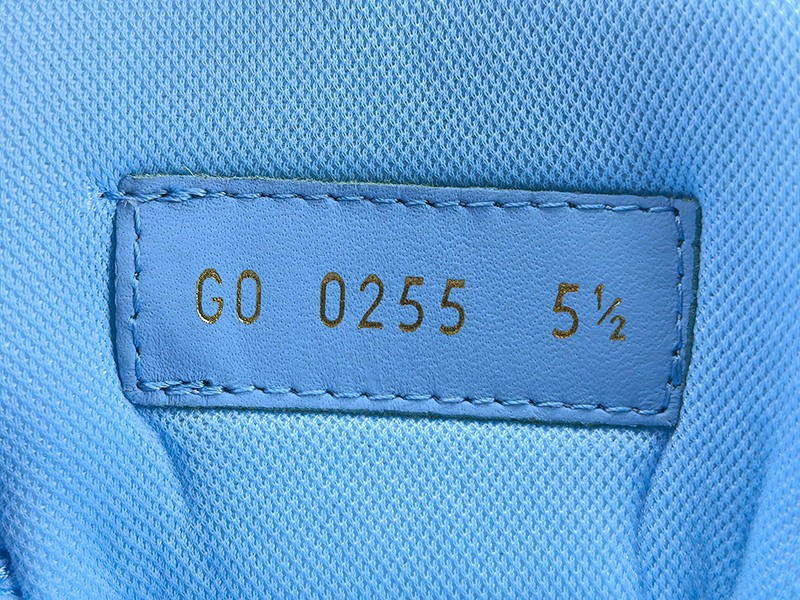 LV Trainer Sneaker 048