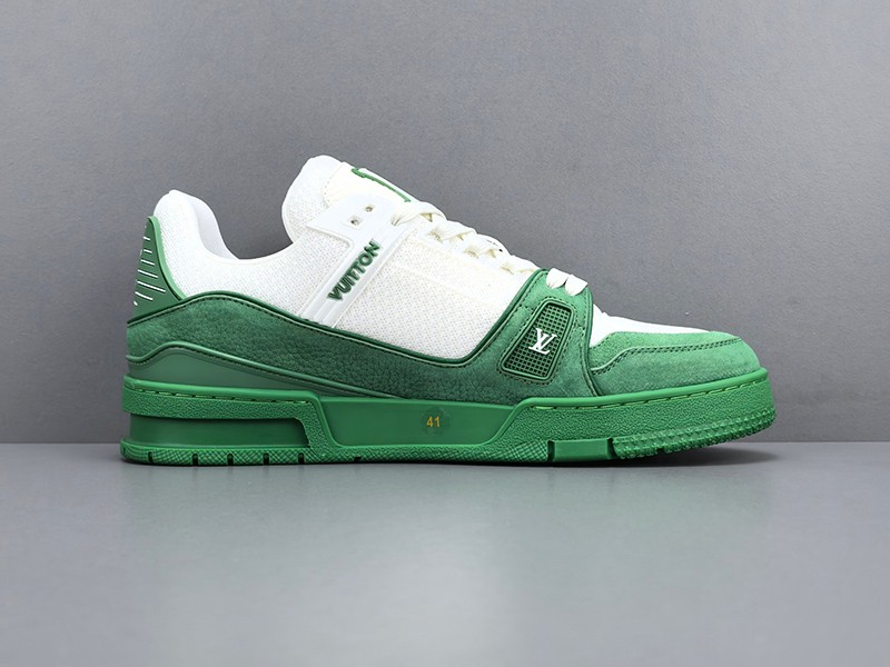 LV Trainer Sneaker 050