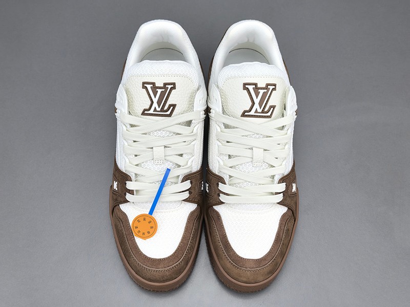 LV Trainer Sneaker 051