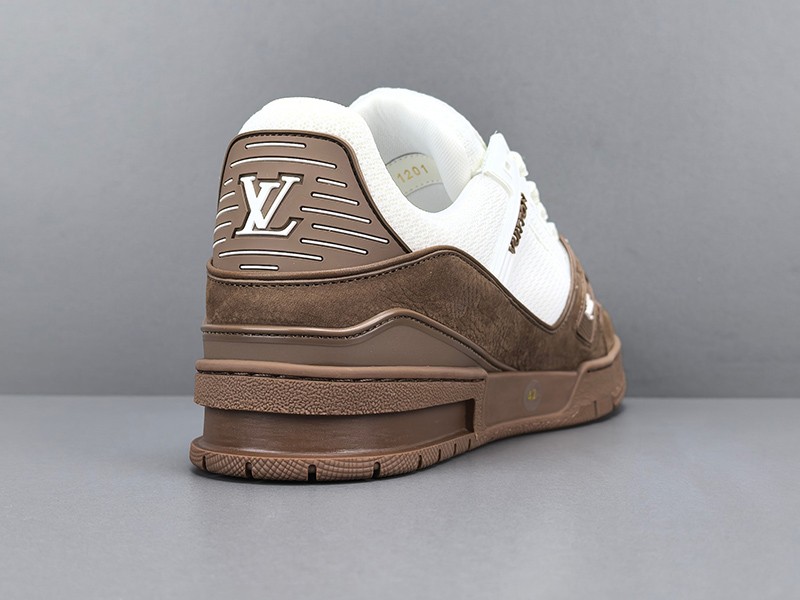 LV Trainer Sneaker 051