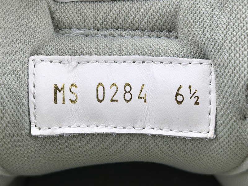 LV Trainer Sneaker 054