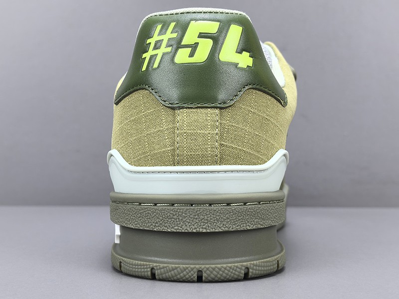 LV Trainer Sneaker 055