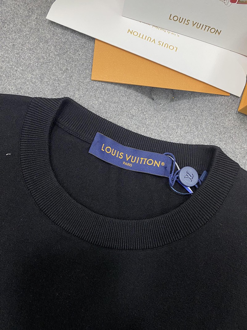 LV T-shirt Black 001