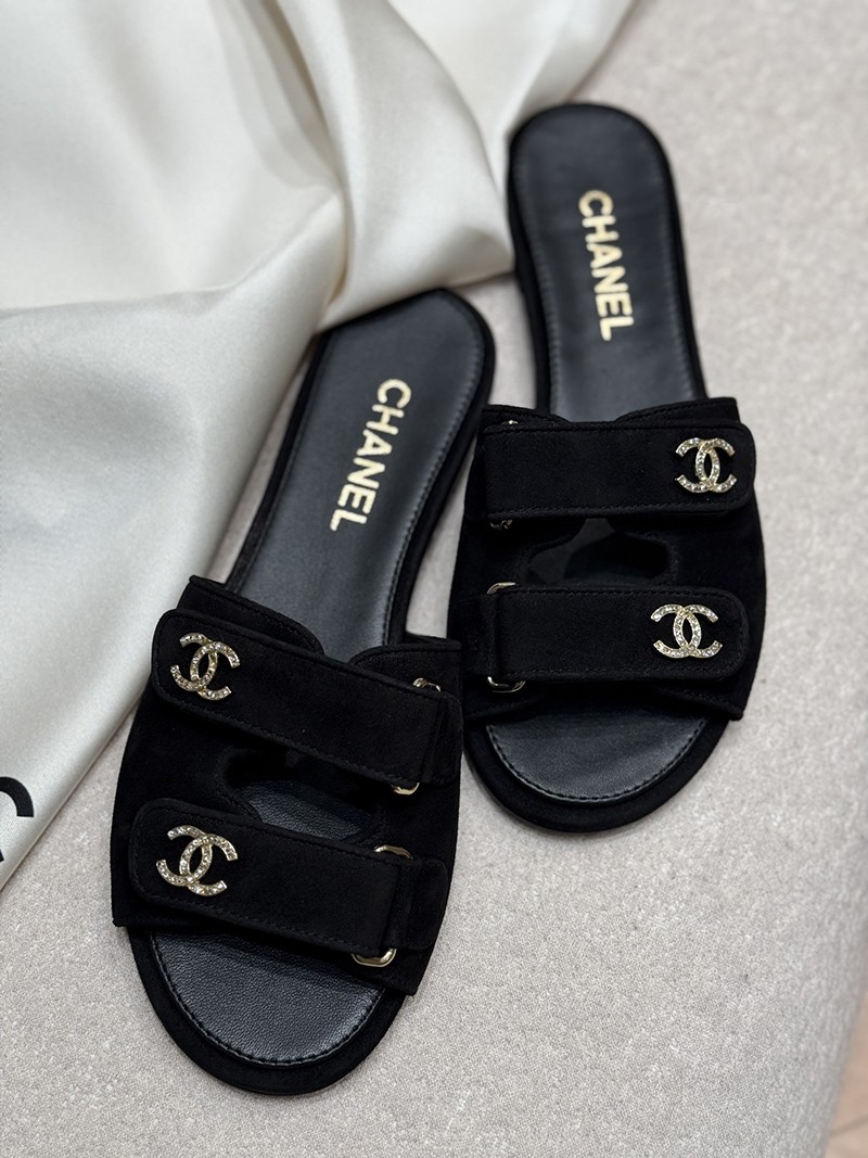 Chanel 26P Sandal 001