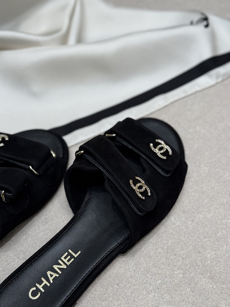 Chanel 26P Sandal 001