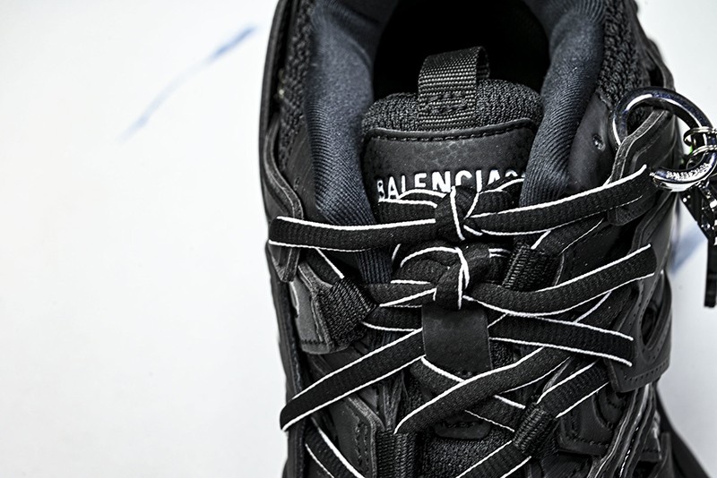 Balenciaga Track Trail Laces 3.0 014