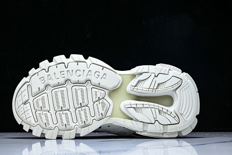 Balenciaga Track Trail Laces 3.0 013