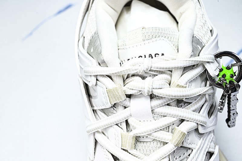 Balenciaga Track Trail Laces 3.0 013