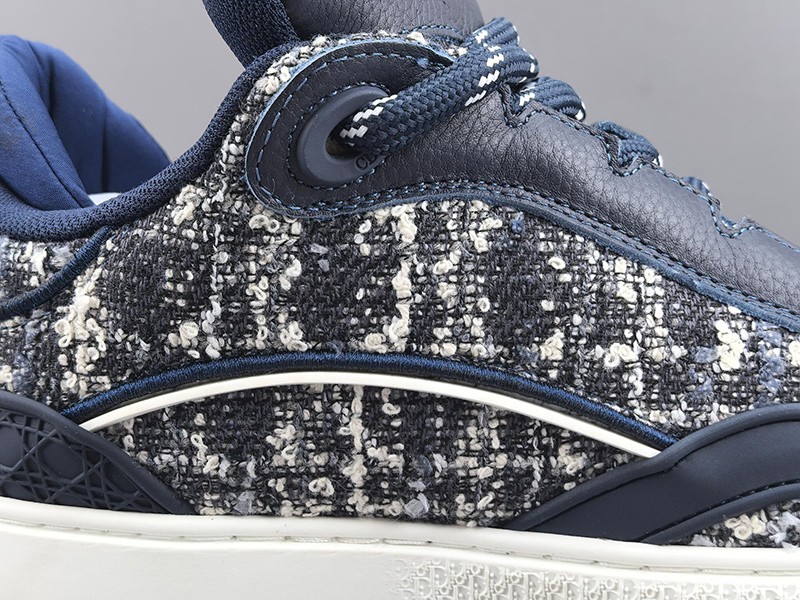 LV Trainer Sneaker 059