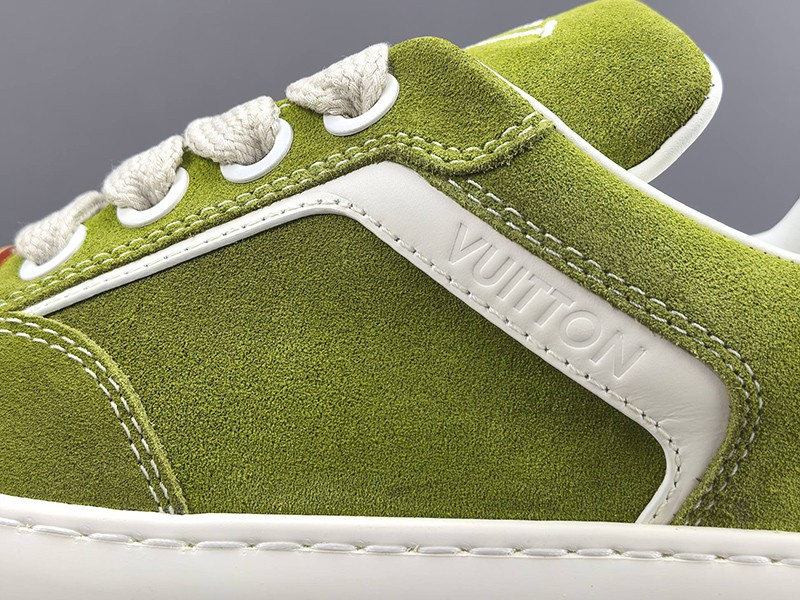 LV Trainer Sneaker 058