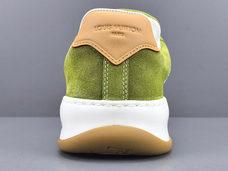 LV Trainer Sneaker 058