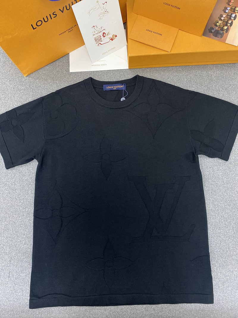 LV Monogram T-shirt B7060 004