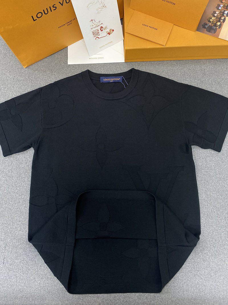 LV Monogram T-shirt B7060 004