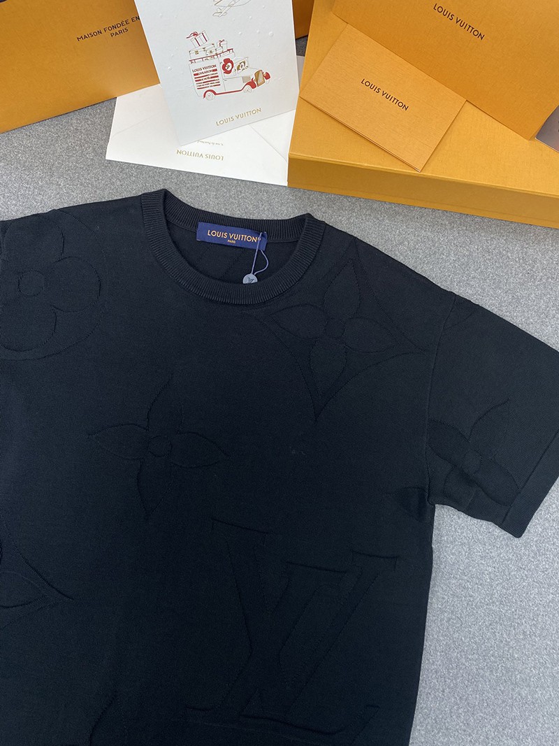 LV Monogram T-shirt B7060 004