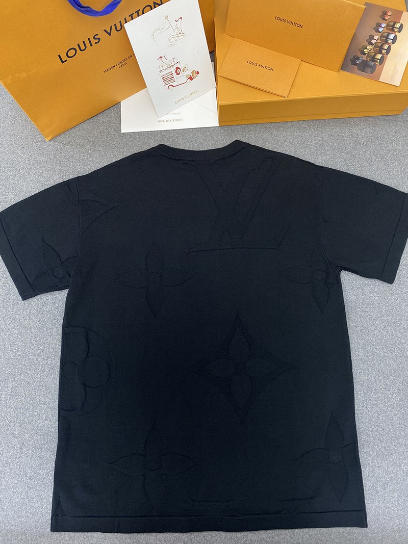 LV Monogram T-shirt B7060 004