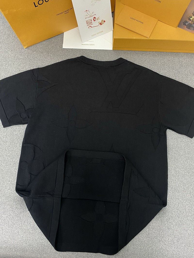 LV Monogram T-shirt B7060 004