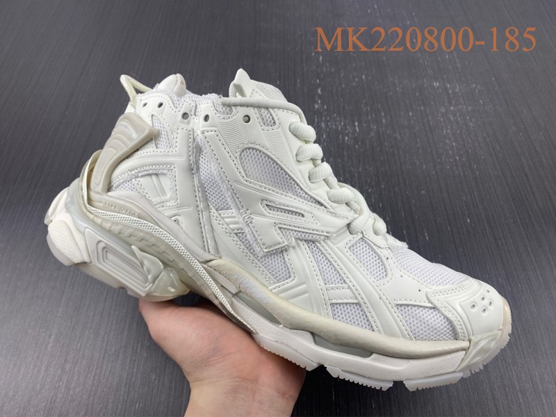 Balenciaga 7.0 Sneaker 015