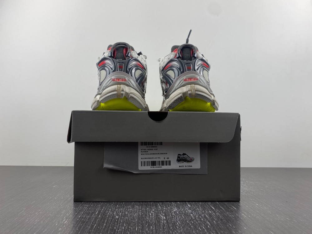 Balenciaga 7.0 Sneaker 014