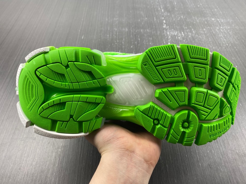 Balenciaga 7.0 Sneaker 016