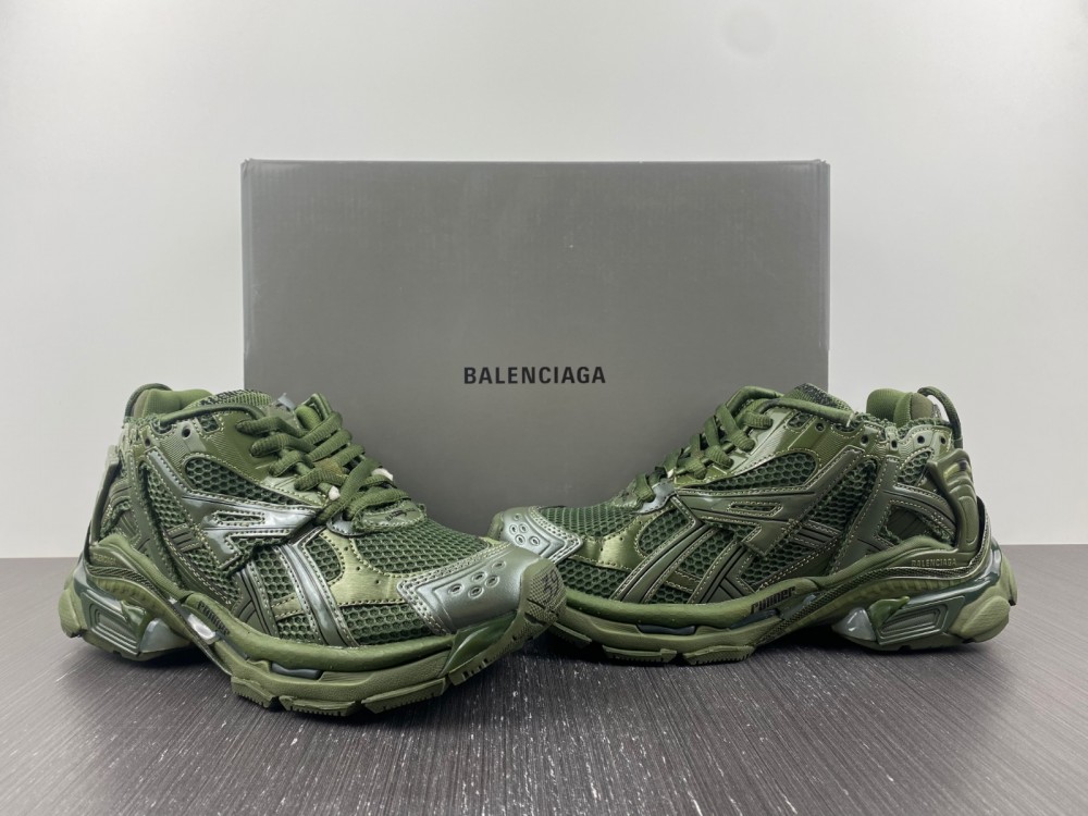 Balenciaga 7.0 Sneaker 019