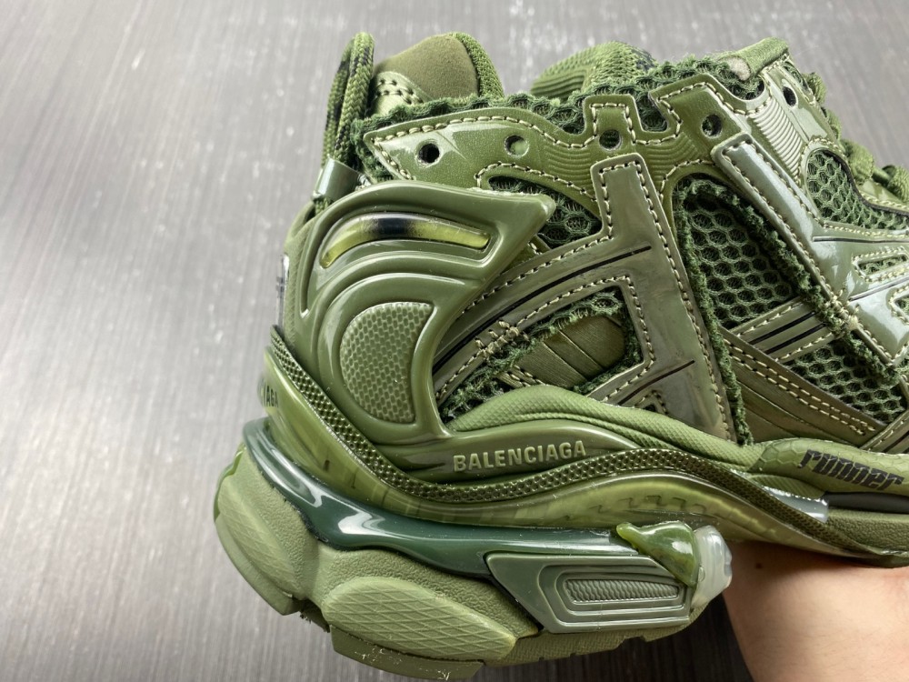 Balenciaga 7.0 Sneaker 019