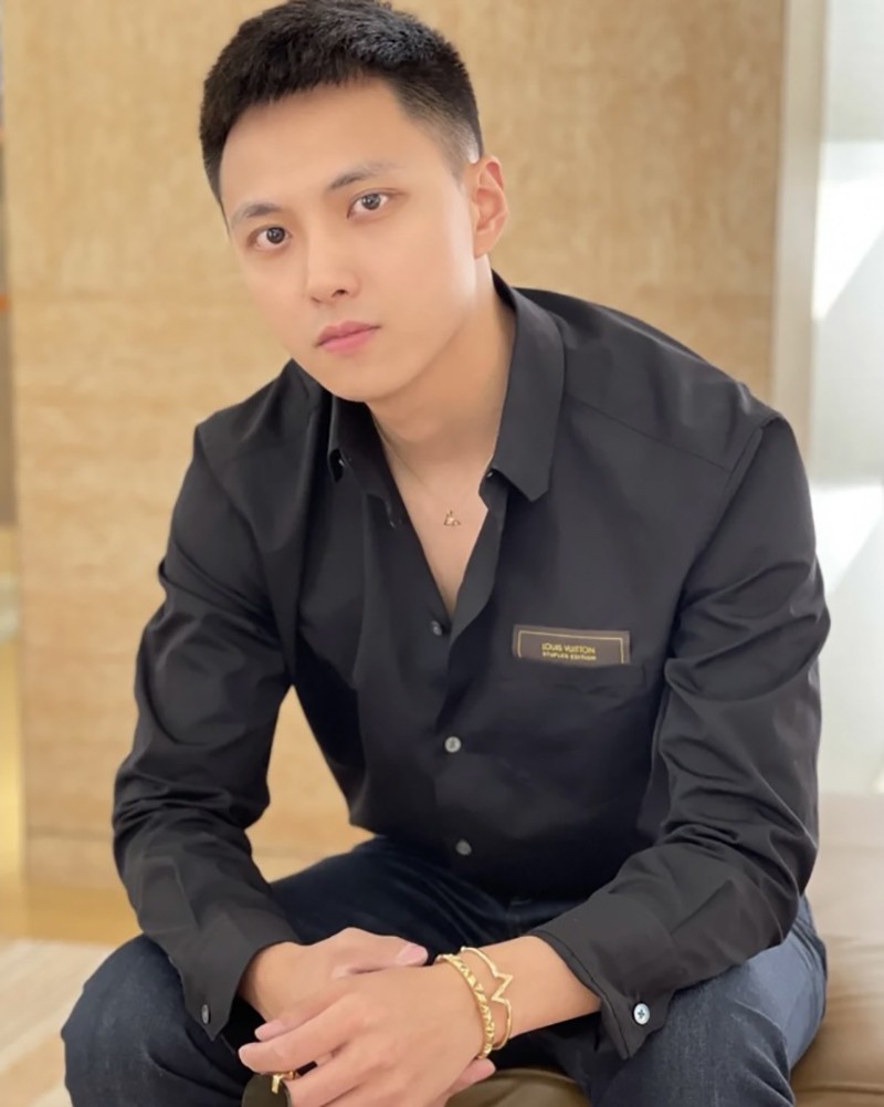 LV Shirt 4015 054