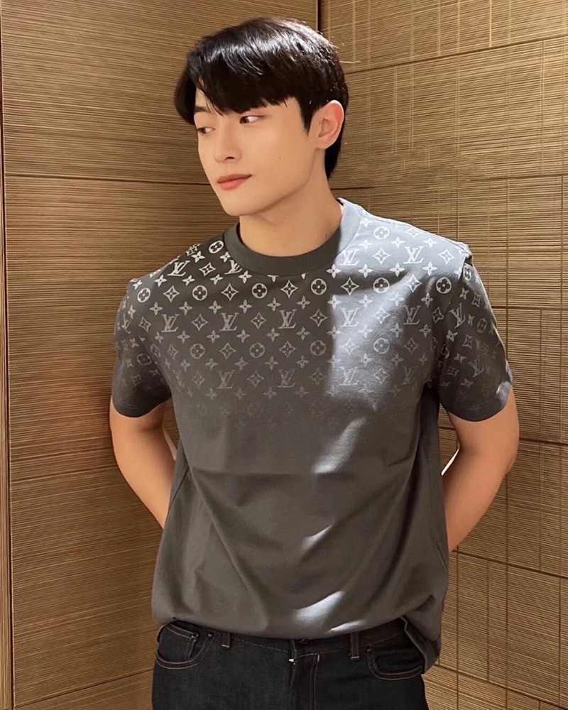 LV T-shirt 006