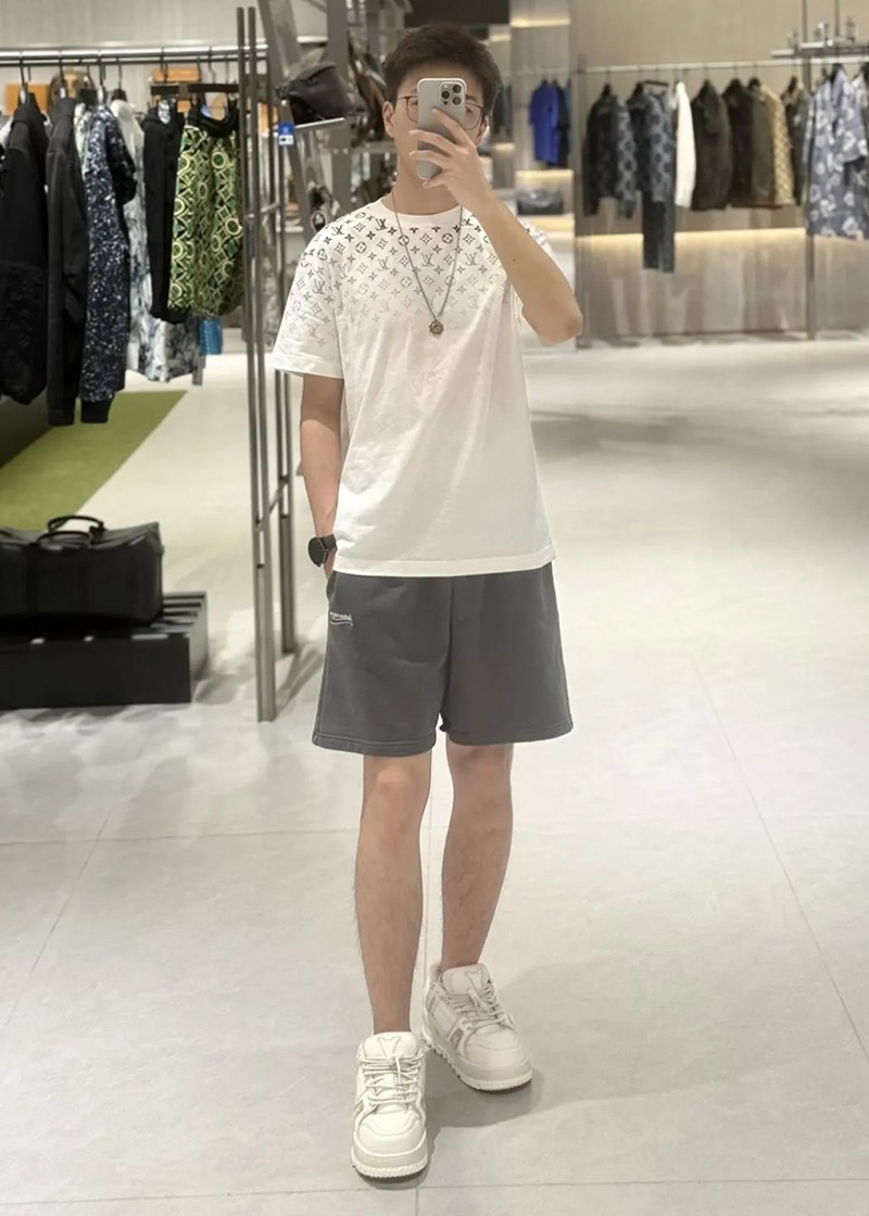 LV T-shirt 005