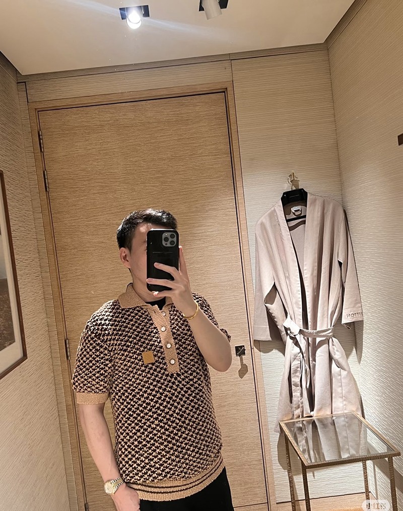 LV T-shirt 029