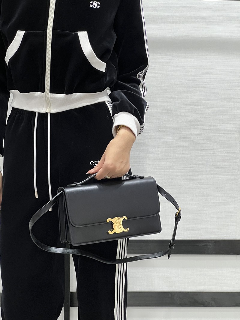 Celine Triomphe Folio L102U3 Black