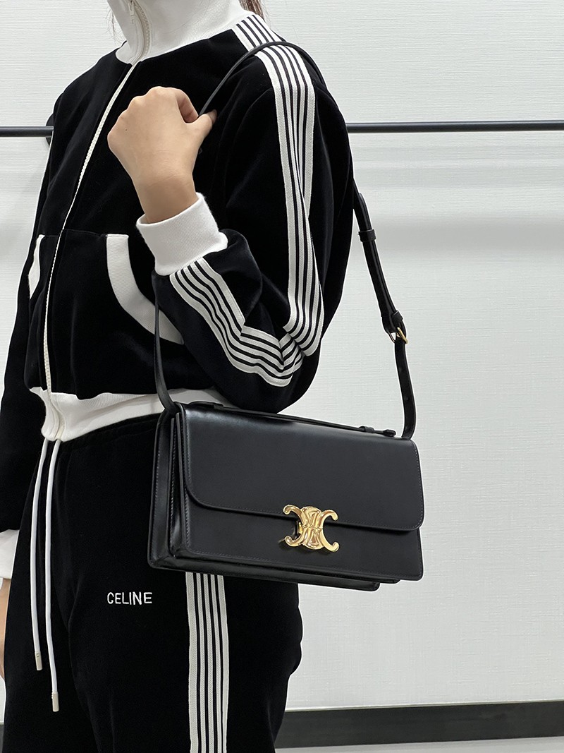 Celine Triomphe Folio L102U3 Black