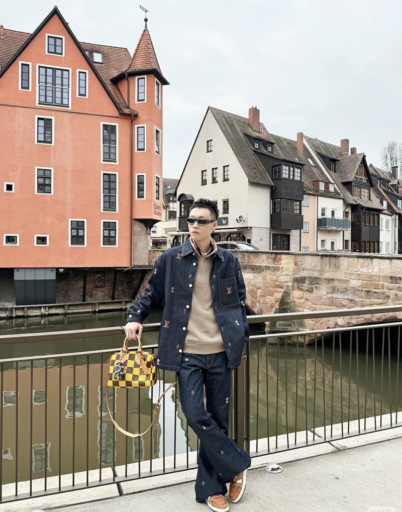 LV Trousers 051
