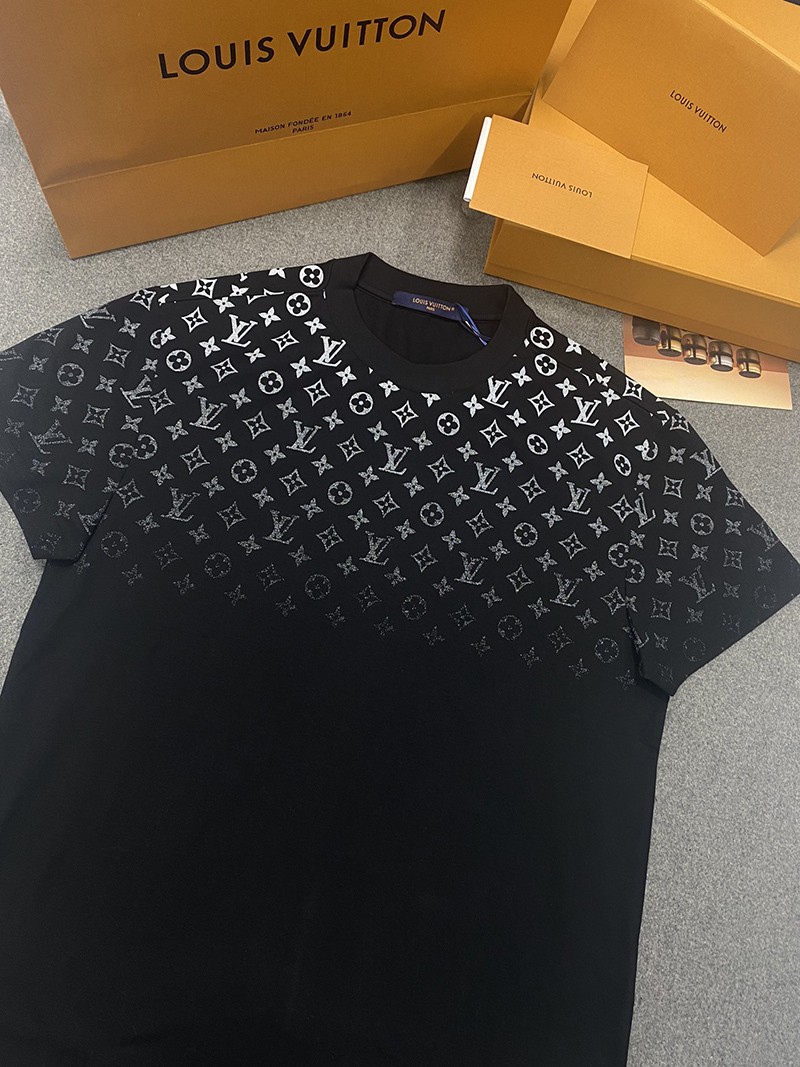 LV T-shirt 007
