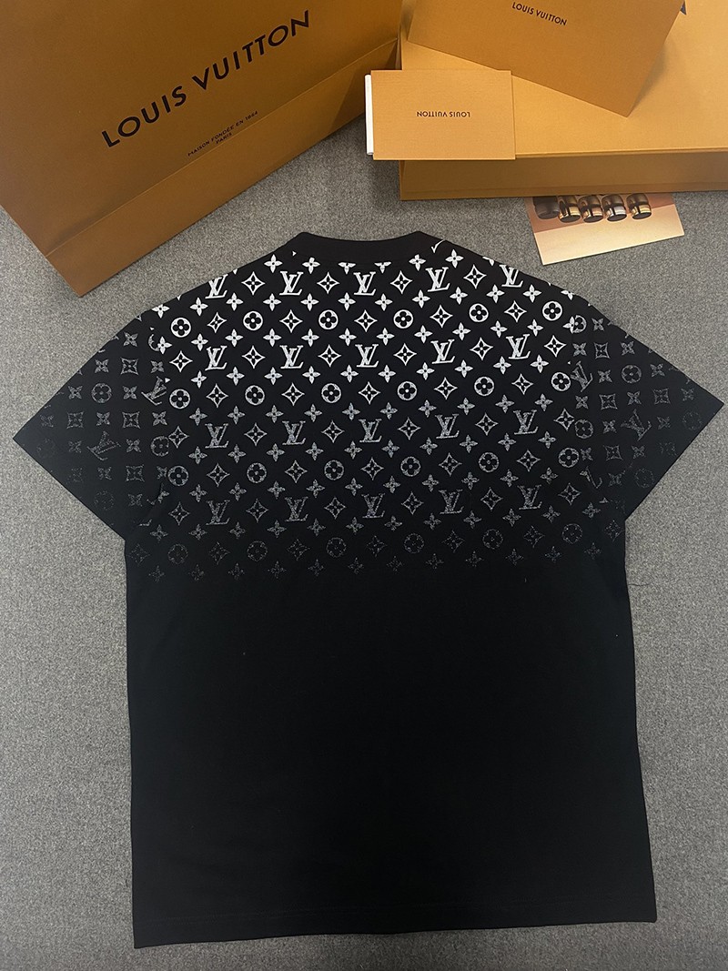 LV T-shirt 007