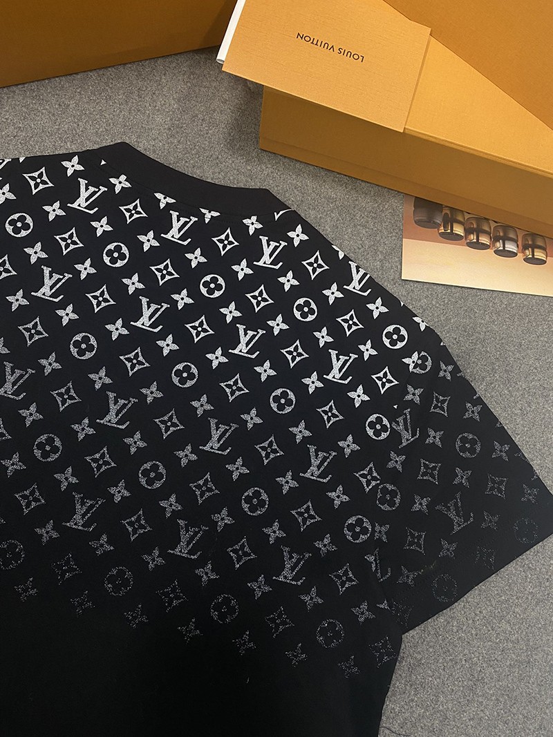 LV T-shirt 007