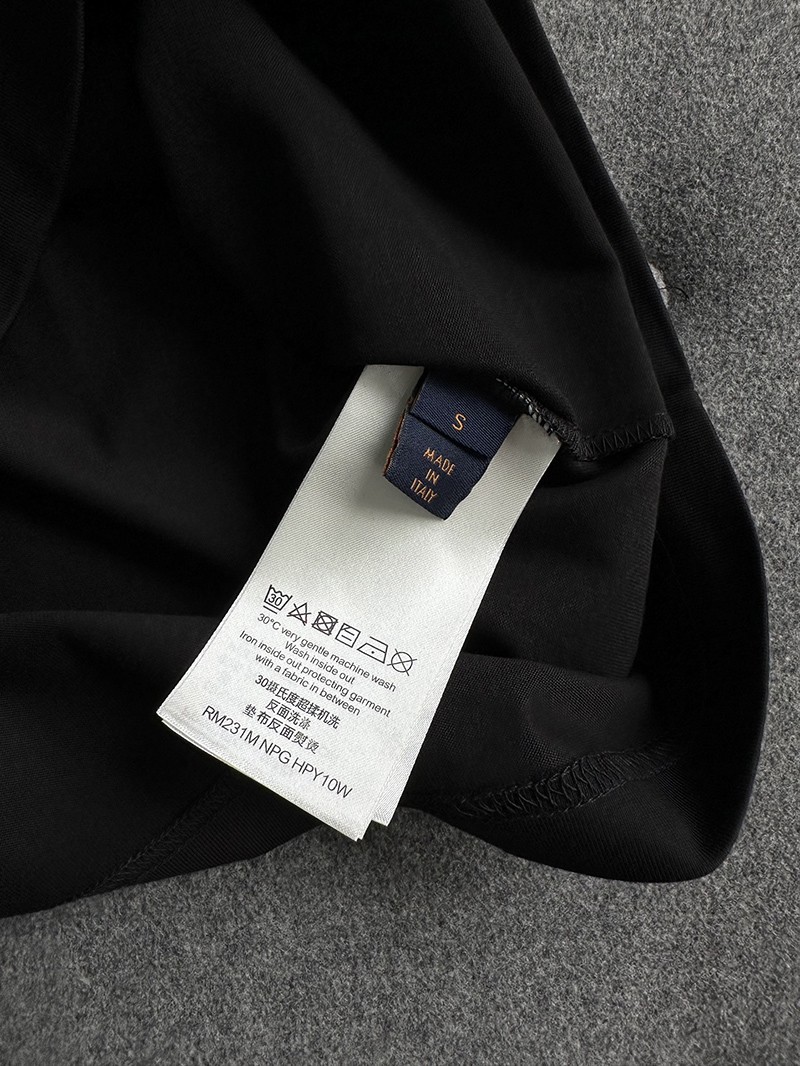 LV T-shirt 007