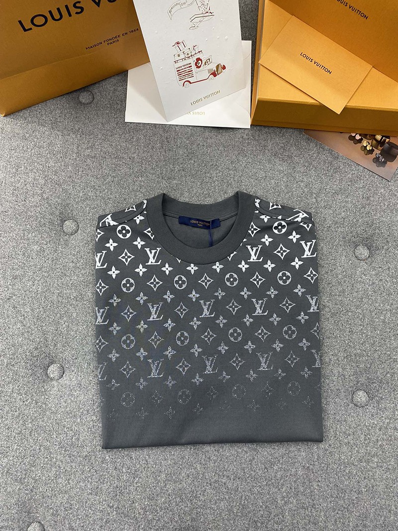 LV T-shirt 006
