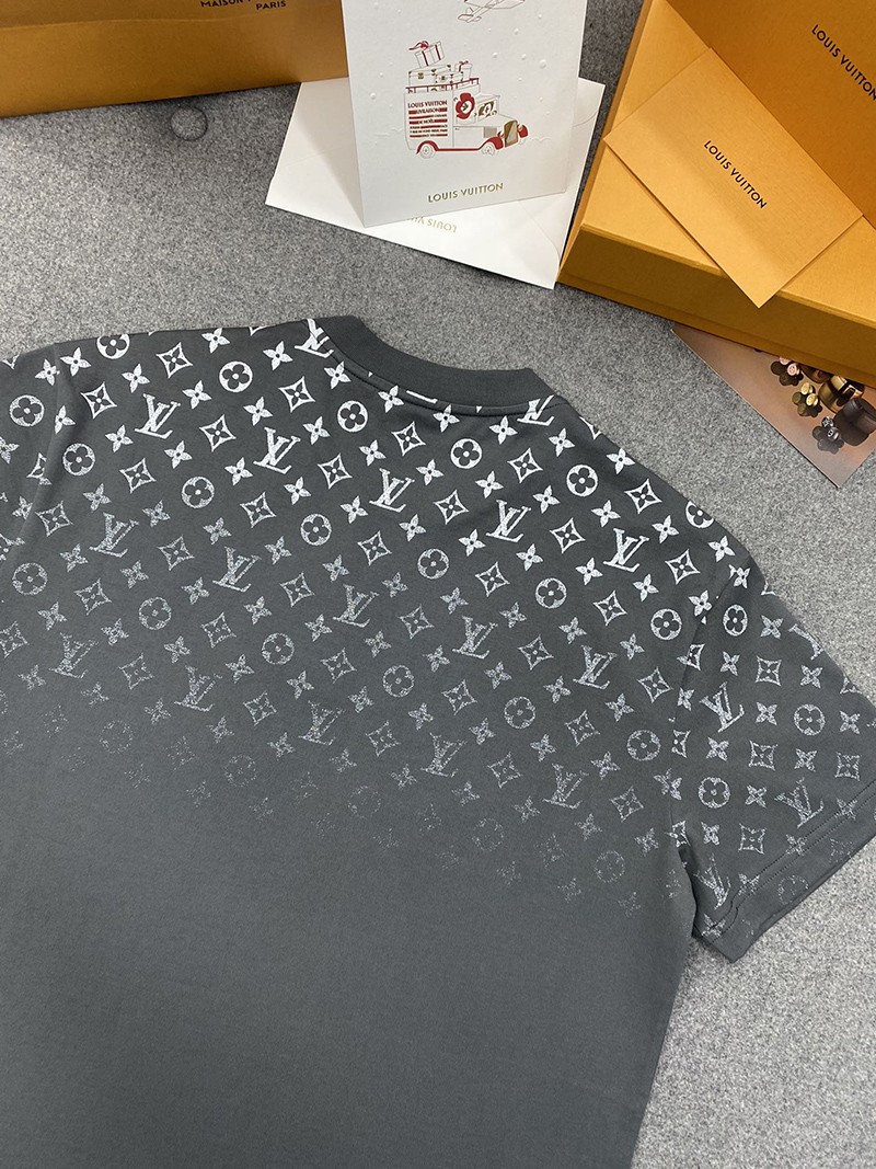 LV T-shirt 006