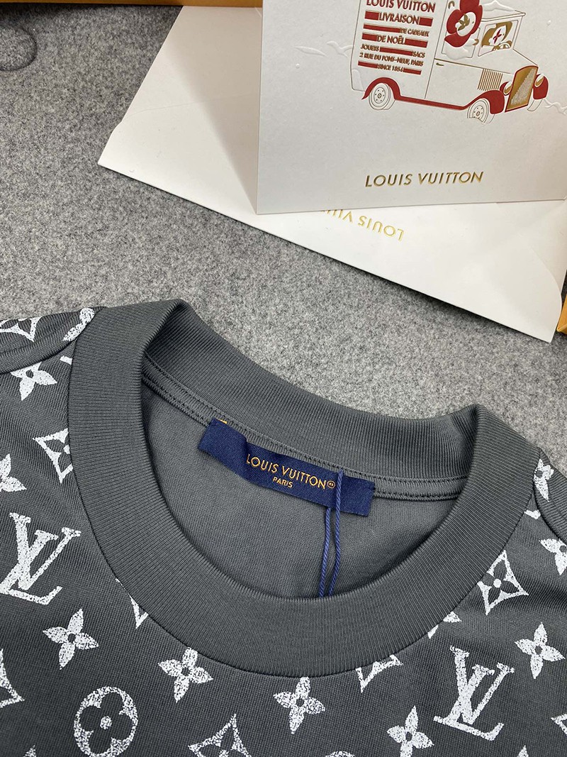 LV T-shirt 006