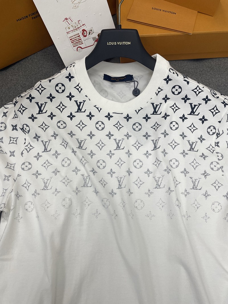 LV T-shirt 005