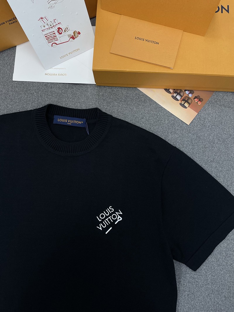 LV T-shirt 5016 009