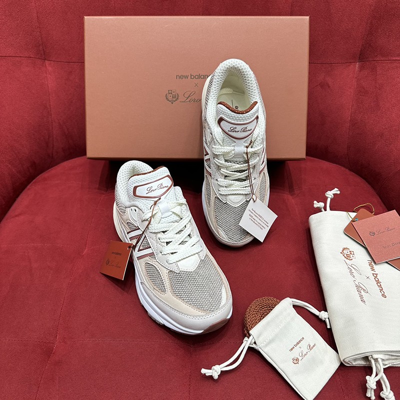 Loro Piana x New Balance 990 v6