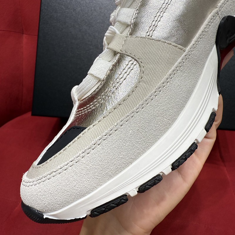 Chanel 25A Wmns Shoe 005