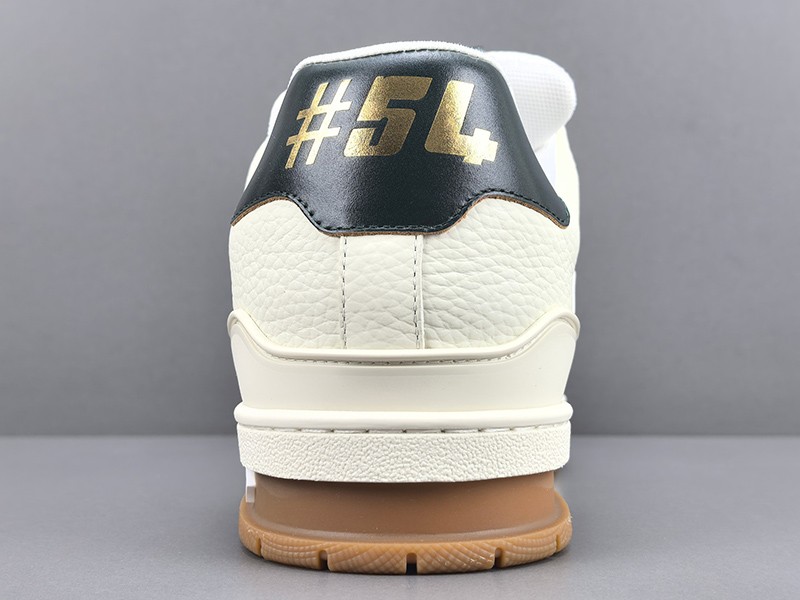 LV Trainer Sneaker 065