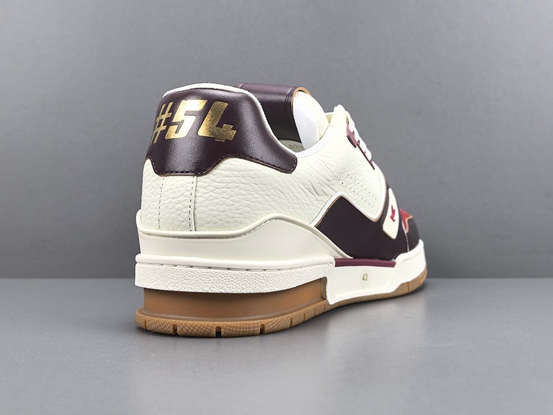 LV Trainer Sneaker 063