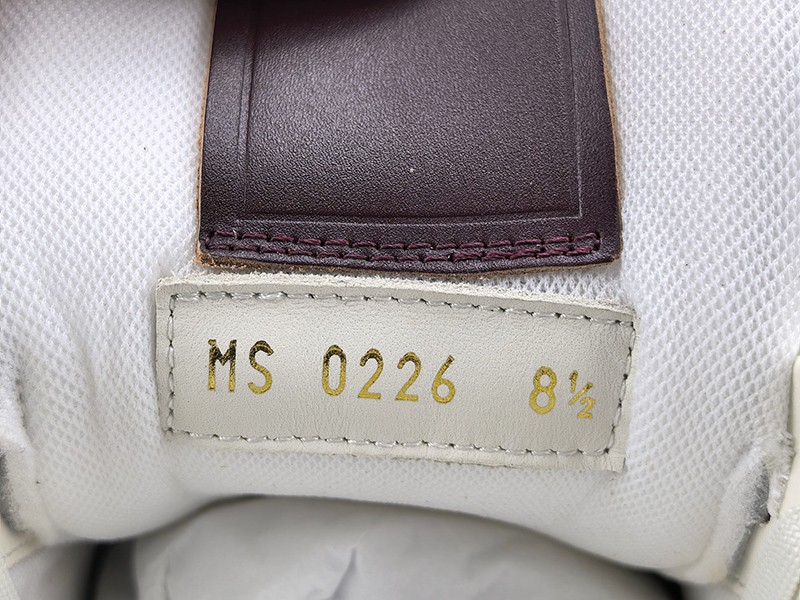 LV Trainer Sneaker 063