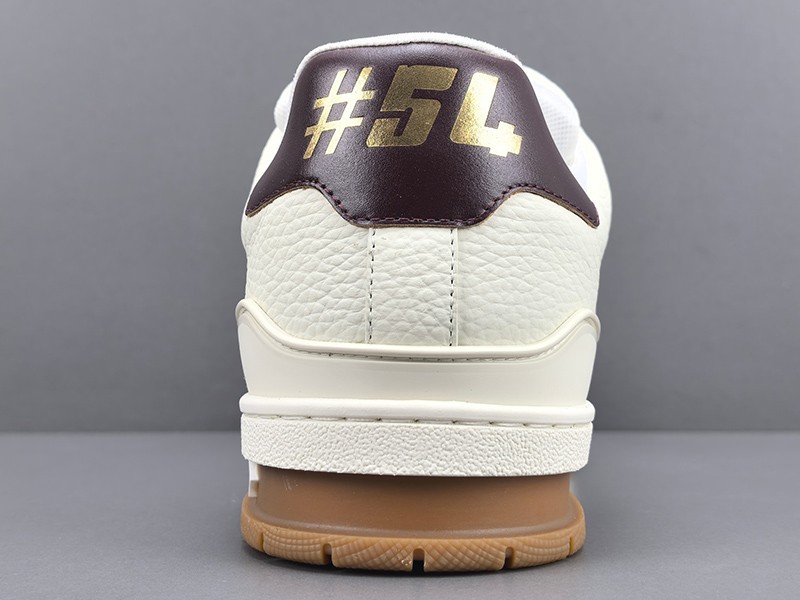 LV Trainer Sneaker 063