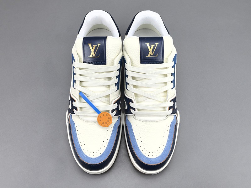LV Trainer Sneaker 066