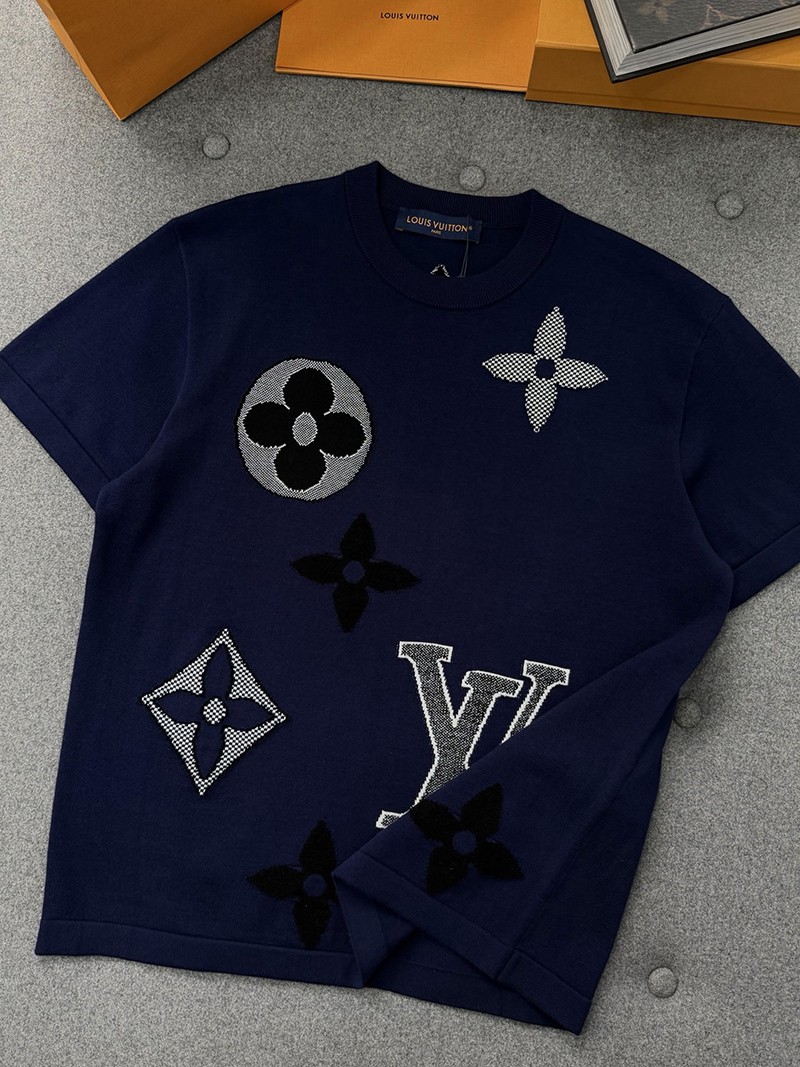 LV T-shirt F8856 010